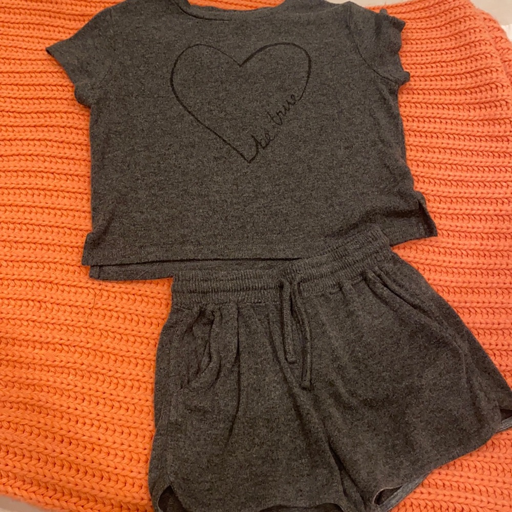 Girls two piece outfit